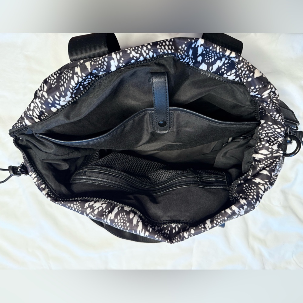 Bebe Sport Becca travel bag - Picture 5 of 9